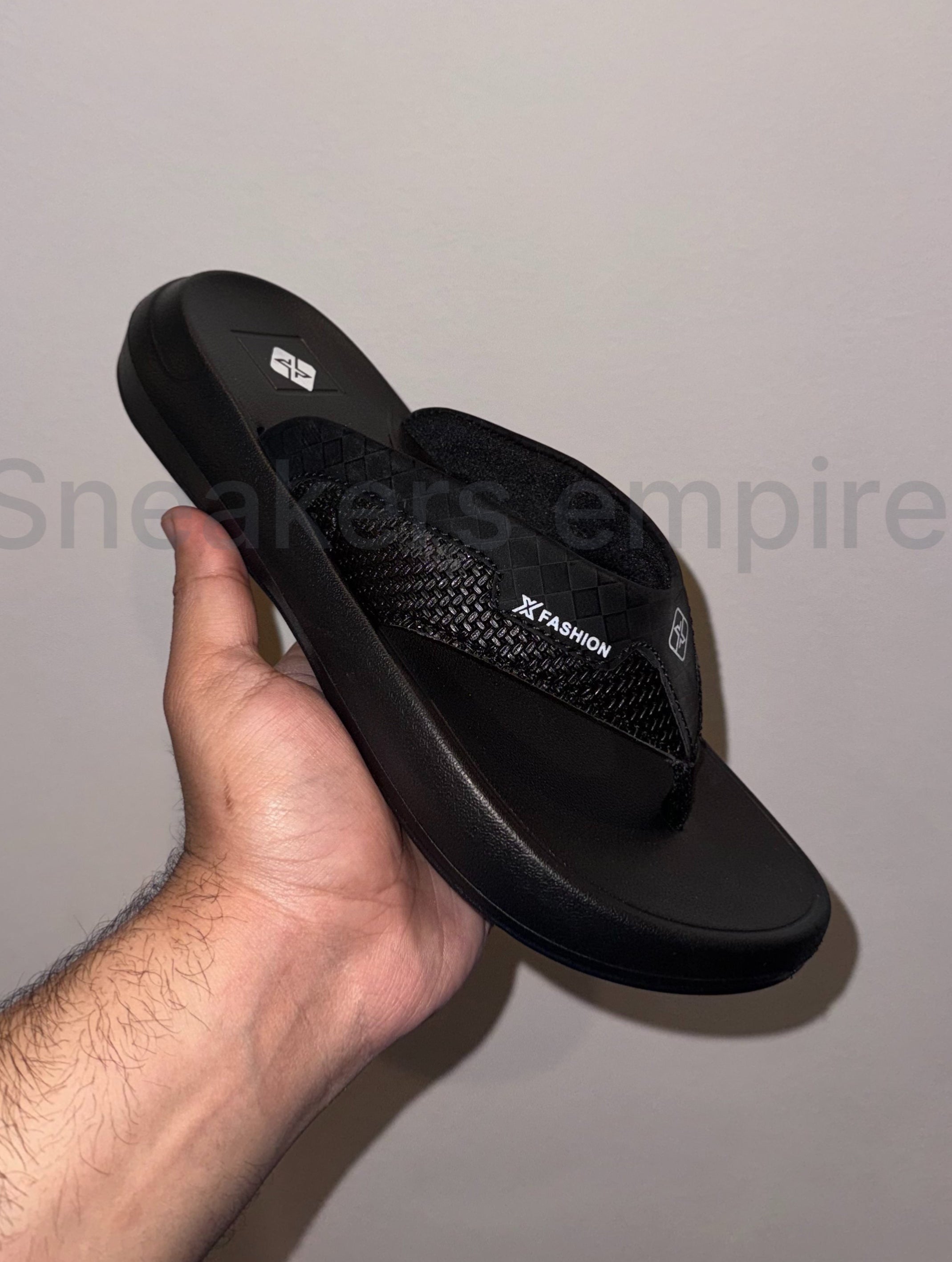 Burmy-Premium Comfort Slippers – Black 2.0